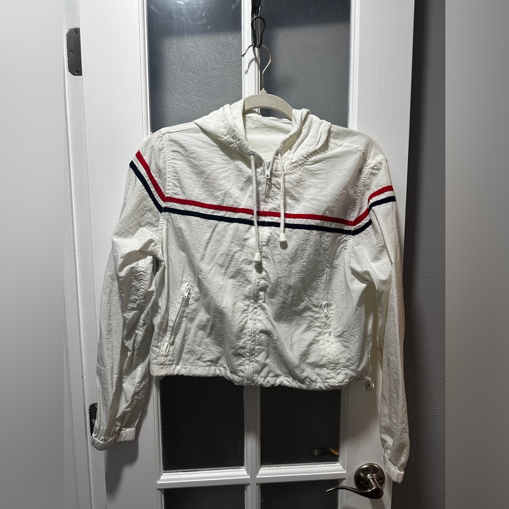 ⭐️SOLD⭐️ JGalt Cropped White with Red and Blue Stripes Windbreaker - Picture 4 of 15